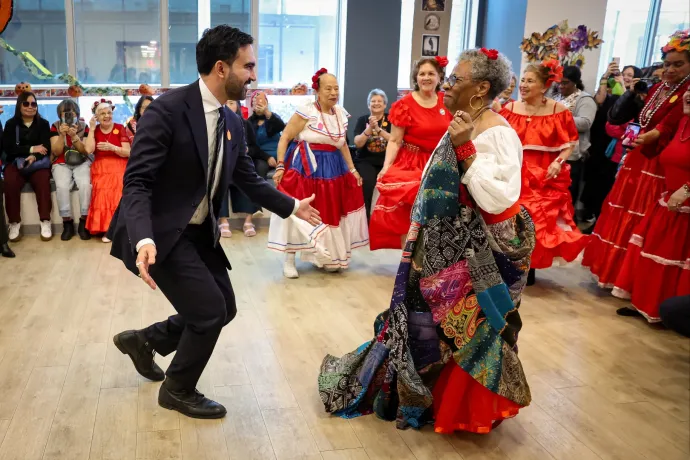 Trumpot annyira bosszantja az önmagán túlmutató New York-i választás, hogy az utolsó pillanatban is próbált beleszólni