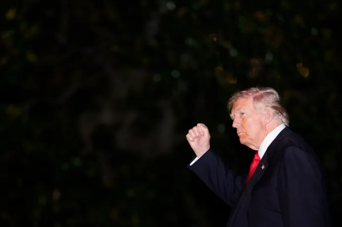 Trump megfenyegette New Yorkot, ha a város „kommunista” polgármestert választ, leállítja a szövetségi támogatásokat