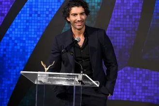 Lezárta a bíróság Justin Baldoni Blake Livelyval és Ryan Reynoldsszal szemben indított kártérítési ügyét