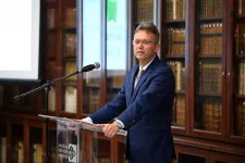 Hankó Balázs feljelenti Dobrev Klárát, Dobrev továbbra is válaszokat vár