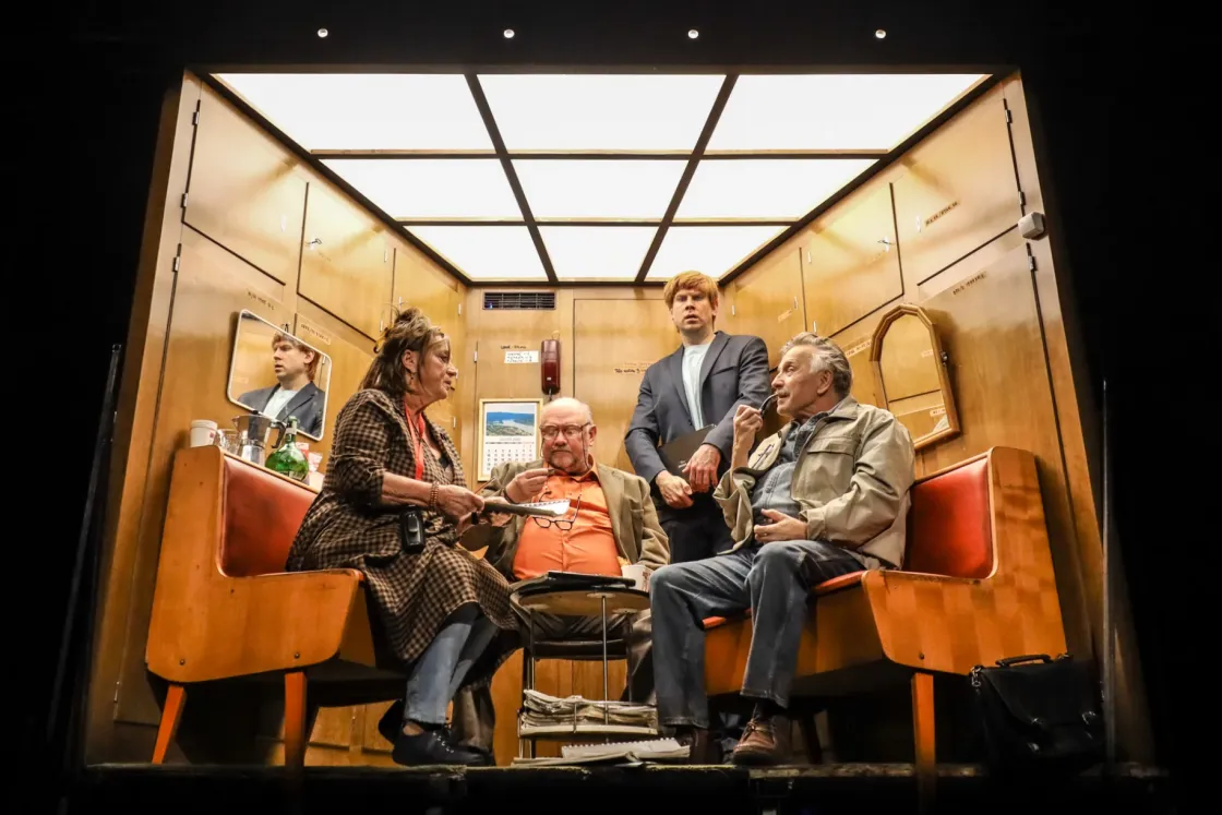 Kacsints, ha érted, érted?