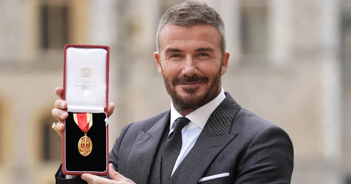 Lovaggá ütötték David Beckhamet