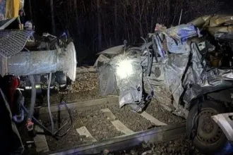 Intercity és autó ütközött Szentmártonkátán, öten meghaltak