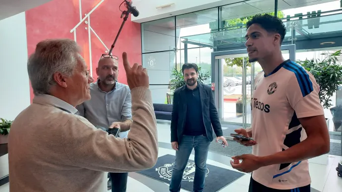 Bölöni és Varane a film forgatása közben – Fotó: Bölöni film