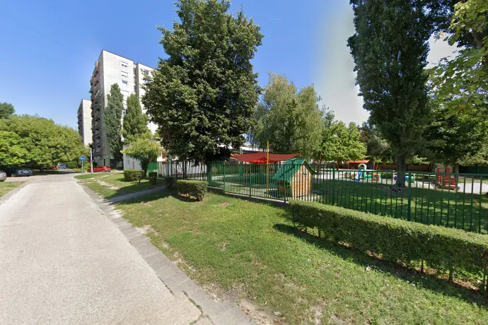 Az Óbudai Gyermekvilág Óvoda Arató utcai telephelye – Forrás: Google Street View