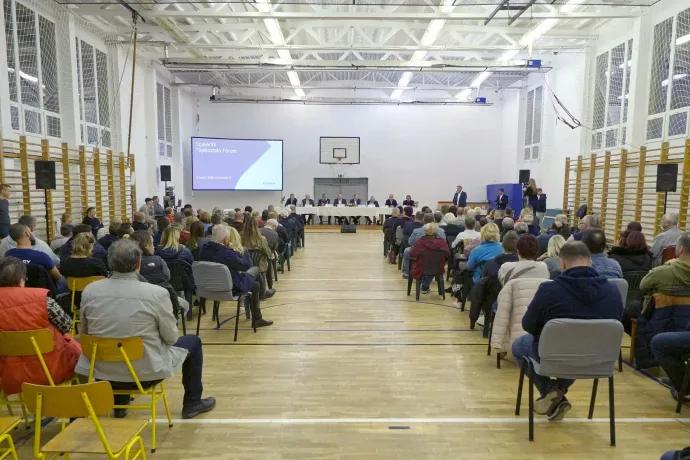 Három órán át győzködték a bicsérdieket, hogy jó lesz nekik a település mellé tervezett gigantikus ipari park
