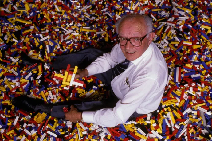 Godtfred Kirk Christiansen, a Lego elnök-vezérigazgatója a Lego-világbajnokságon 1988. augusztus 28-án, Billundban, Dániában – Fotó: Alexis Duclos / Gamma-Rapho / Getty Images
