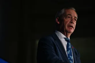 Euró százezrek tűntek el az EU-szkeptikus frakció környékén, ítélet született az ügyben