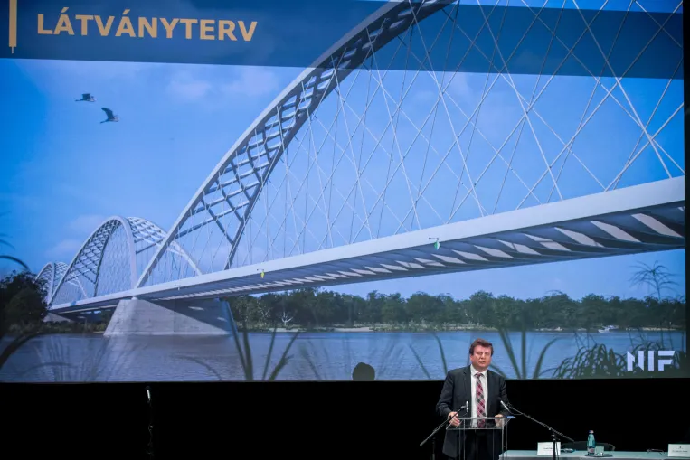 Földrészeket összekötő híd árával mérhető össze a mohácsi Duna-híd elszállt költsége