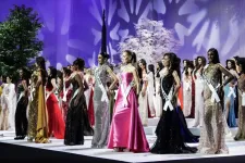 Kivonultak a Miss Universe versenyzői, miután előttük hülyézte le Miss Mexikót az egyik szervező