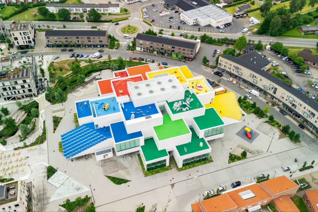 Mintha földönkívüliek laknák a kisvárost, ahol a Lego története elkezdődött