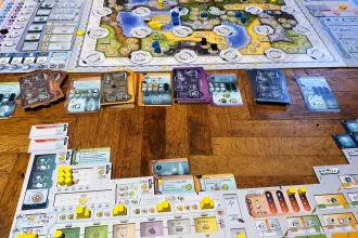 A társasjátékok szelíd behemótja csak elsőre ijesztő