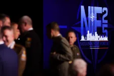 Rutte Bukarestben új védelmi logikát hirdetett: az ipari képességekben és gyors reagálásban látja a siker kulcsát