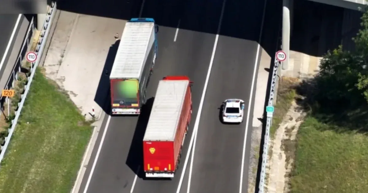 Szabálytalan kamionosokra vadásztak a rendőrök az M7-esen