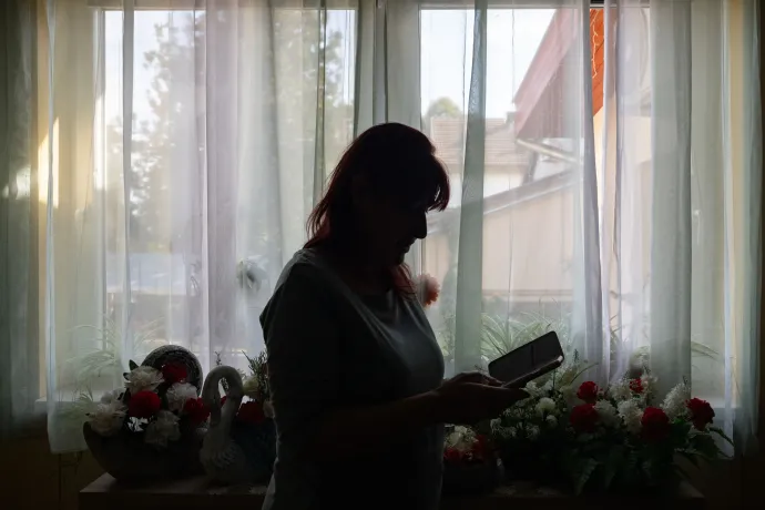 A szigetújfalui civilek elkezdtek fotókat és helyiek beszámolóit gyűjteni – Fotó: Hevesi-Szabó Lujza / Telex