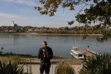 A környékbeliek félnek a battaszagtól, ami a Mol szerint nem is mindig tőlük jön, de azért küzdenek ellene