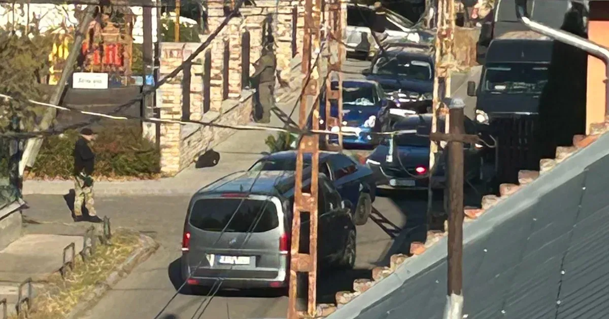 Egy késes férfit fogott el a rendőrség és a TEK egy budapesti óvodánál