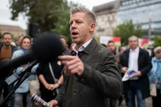 Magyar Péter szerint Trump vérbeli vezető, és Orbán csak egy temus másolat