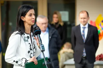 A családügyi államtitkárral közösen adtak át a baranyai fideszesek egy bölcsődét, ami már két hónapja működik
