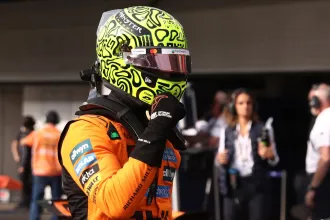 Norris hatalmas lendületben Brazíliában, Verstappen csak a fejét csóválta