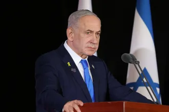 Törökország elfogatóparancsot adott ki Benjámin Netanjahu ellen népirtásra hivatkozva