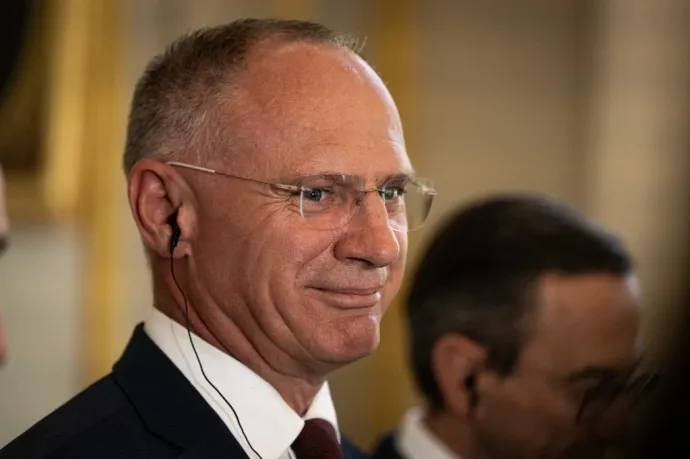 Az osztrák belügyminiszter azt írta Szijjártónak, tartózkodjon a hamis állításoktól