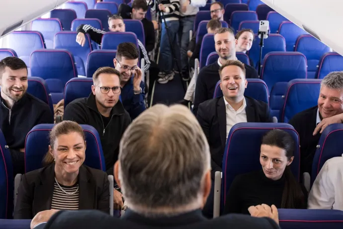 Orbán: Időkorlát nélküli szankciós mentesítésre fogtam kezet az amerikai elnökkel