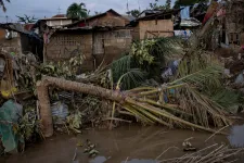 Közel egymillió embert evakuáltak a Fülöp-szigeteken egy újabb szupertájfun miatt