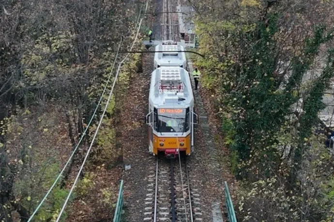A BKV villamost tesztelt a fogaskerekű vonalán