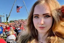 Amerikában kér politikai menedékjogot egy AfD-közeli német politikai influenszer