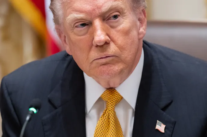 Trump reagált a BBC-vezérek lemondására: Kirúgták őket, mert meghamisították a tökéletes beszédemet