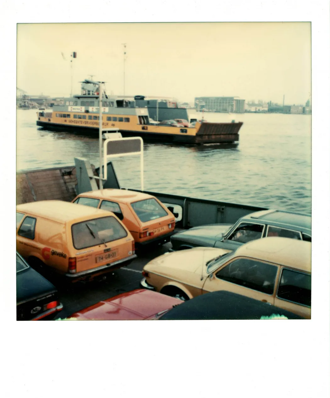 Distelweg komp, Amszterdam, 1985 körül – Forrás: Robby Müller Archive / Annet Gelink Gallery, Amsterdam