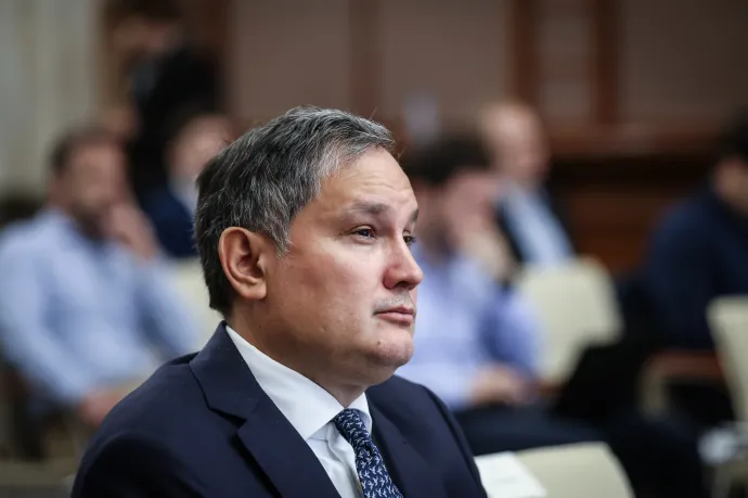 Eddig erősödött, Nagy Márton bankadós bejelentése után újra gyengült a forint