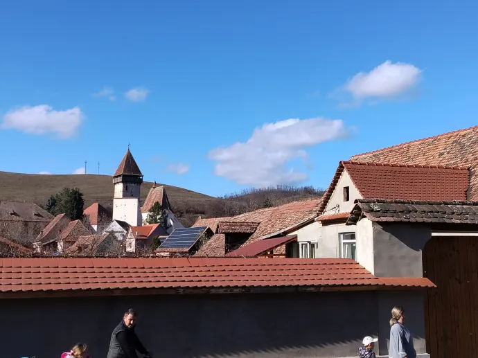 Ecel temploma és temetője – Fotó: Tőkés Hunor 