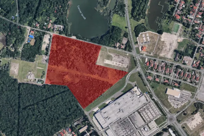 Pirossal jelölve a tervezett lakópark helye Szeged térképén – Forrás: Google Maps