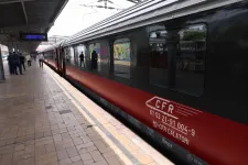 Bukarest–Budapest 6 óra alatt? 15 éven belül 200-zal kellene száguldozniuk a vonatoknak a fővárosok között