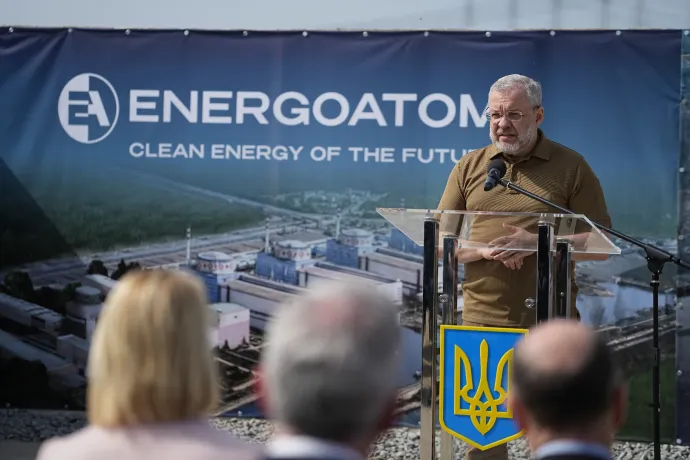 Lenullázunk titeket, és kész. Az összes munkatársatokat viszik a hadseregbe