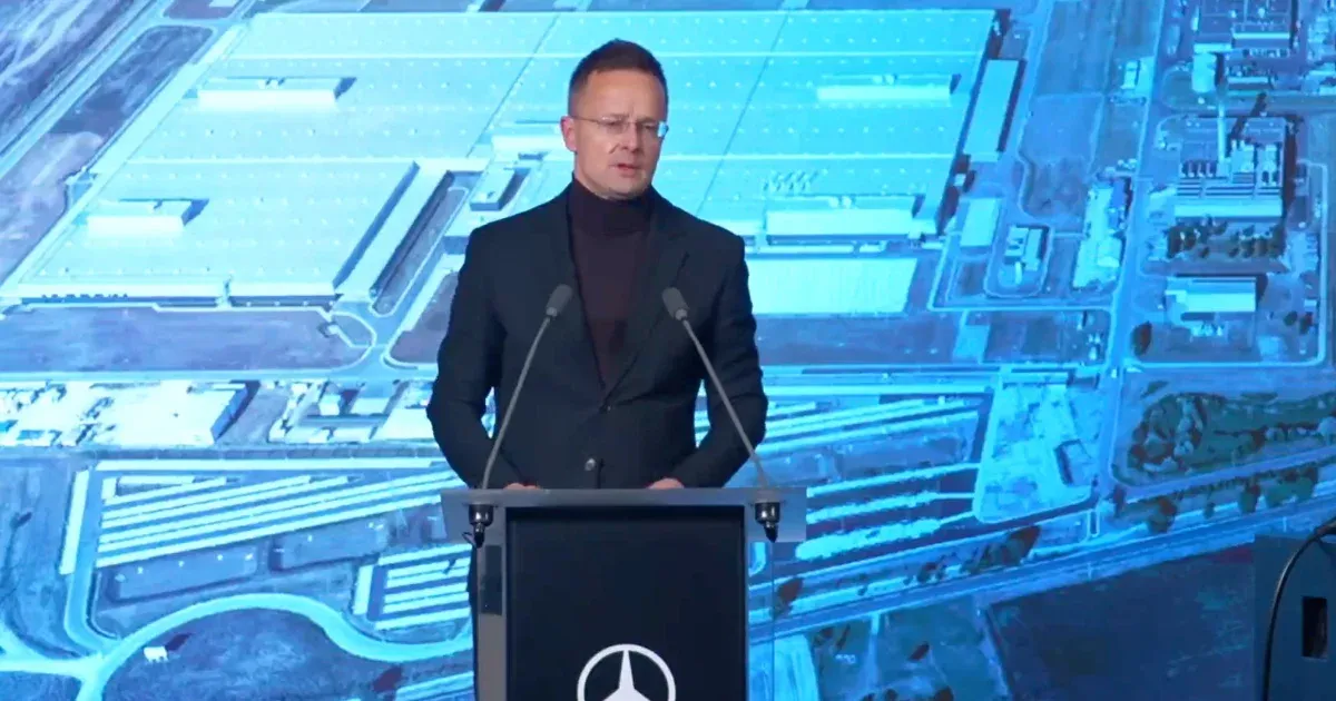 A Mercedes kutatás-fejlesztési központot hoz létre Kecskeméten, amihez a kormány 4,3 milliárd forintot ad