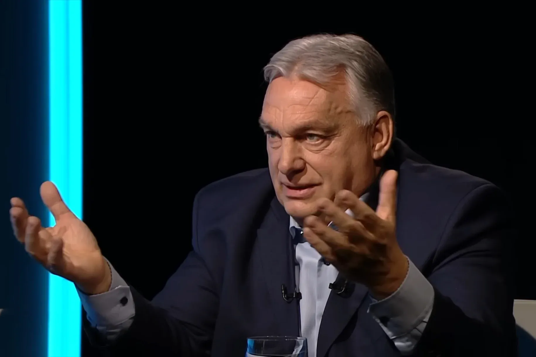 Telex: Gyerekszegénység: Orbán és Rónai Egon mindent összekutyultak ...