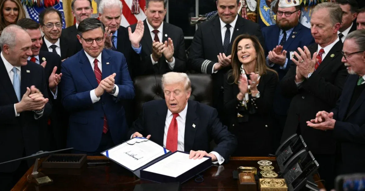 Véget ért az amerikai kormányzati leállás