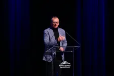 A drogügyi kormánybiztos szerint ByeAlexnek volt egy jó mondata, de még jobb lenne, ha bemutatná, hogy kell abbahagyni