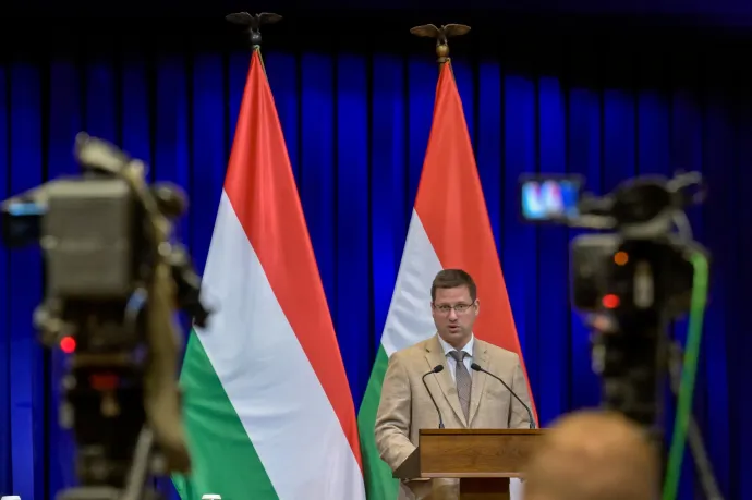 Gulyás: Nem arányos, hogy drogot nem fogyasztókat bilincsben visznek el