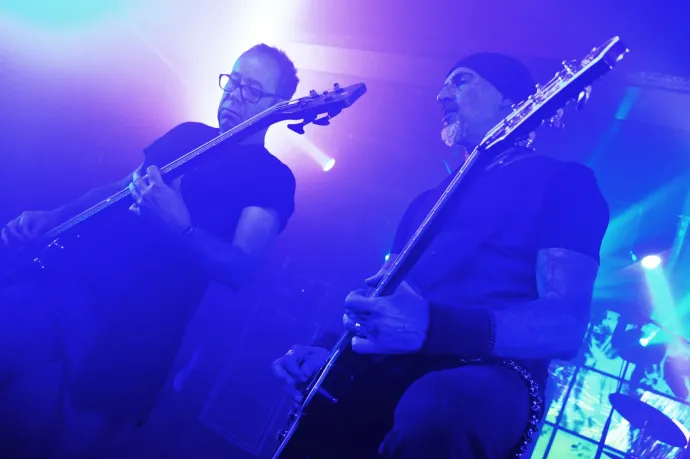 Jubileumi koncertre készül a nyolcvanas évek kultikus zenekara, az F.O. System