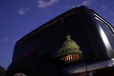 Trumpék megsínylették a rekordhosszú kormányzati leállást, aminek a vége mégis a demokraták megosztottságától hangos