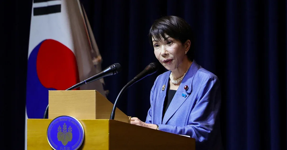 Japán miniszterelnöke katonai választ lengetett be, ha Kína megtámadná Tajvant, Peking felháborodott