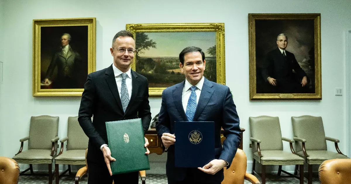 Szijjártó: A szankciók alóli mentesség érvényes, amíg Orbán Viktor a miniszterelnök és Donald Trump az elnök