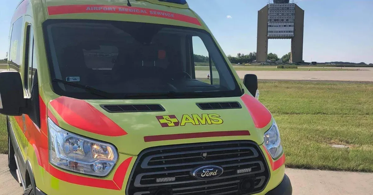 Fél órán belül két géphez is mentőt hívtak Ferihegyen