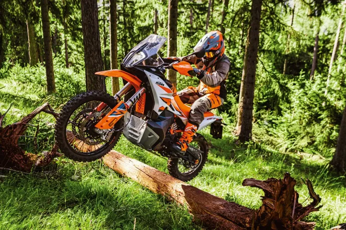A KTM 2024-es 890 Adventure R modellje – Fotó: KTM