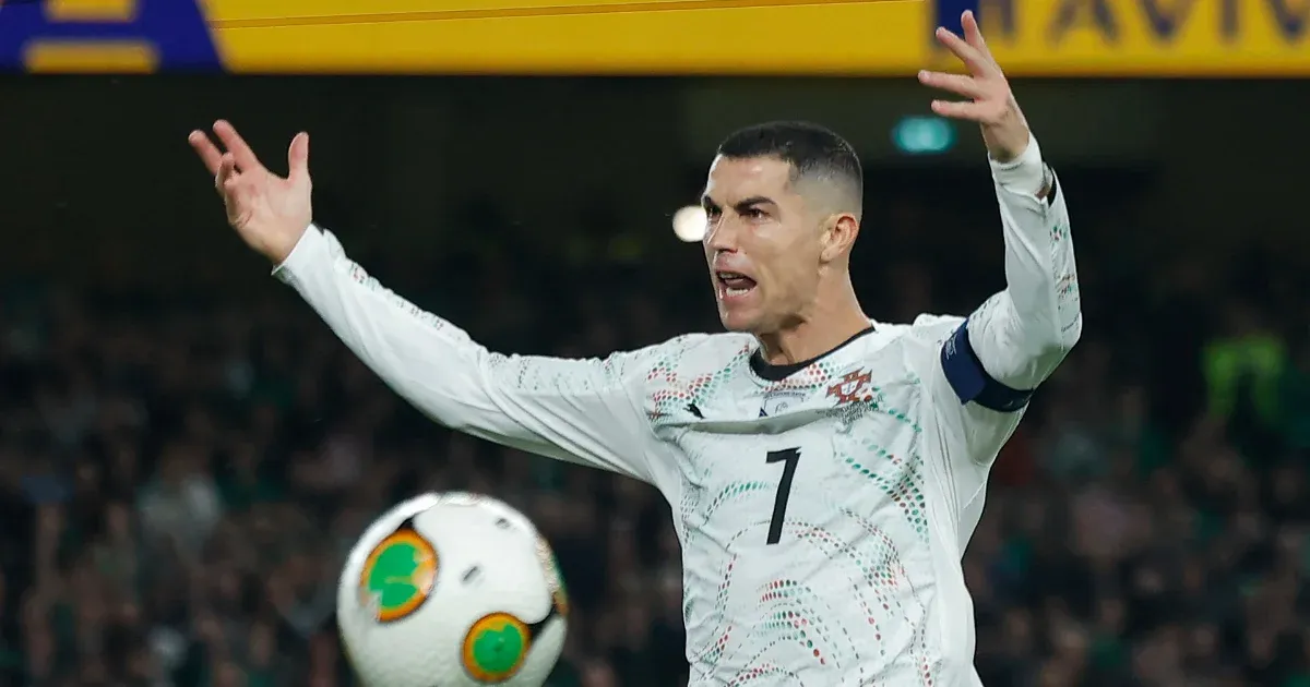 Kikaptak a portugálok Dublinban, C. Ronaldót kiállították, éles lesz vasárnap az utolsó vb-selejtező