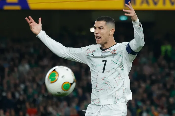 Kikaptak a portugálok Dublinban, C. Ronaldót kiállították, éles lesz vasárnap az utolsó vb-selejtező
